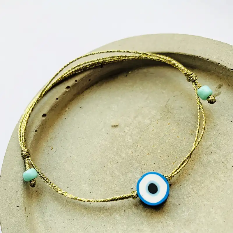 دستبند زنانه طرح چشم نظر