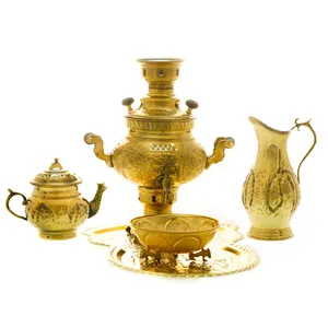 سرویس سماور ذغالی 5 پارچه برنجی مدل عدسی ترک دار کد 4595