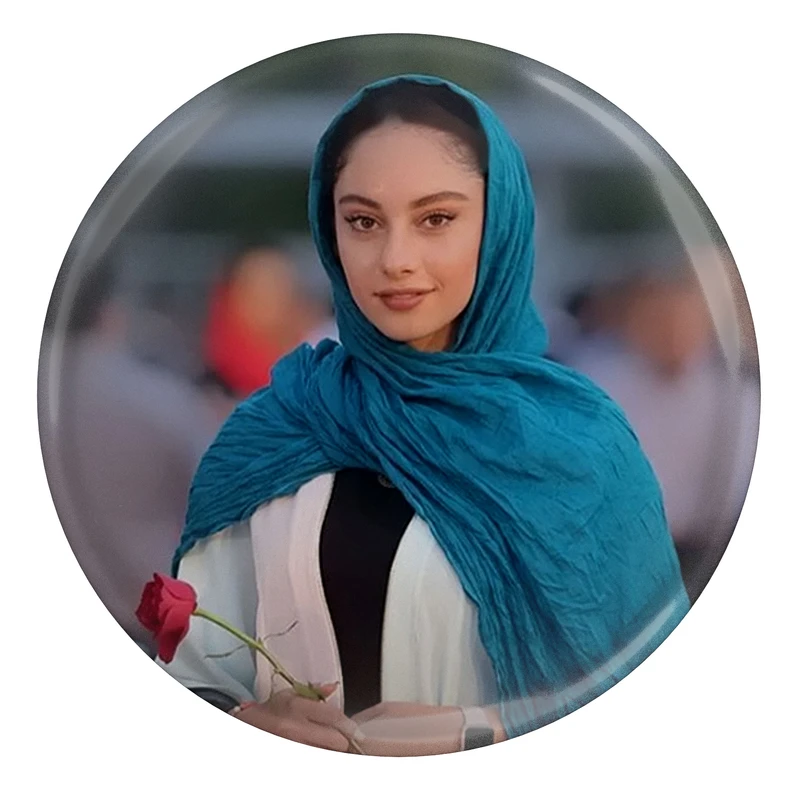 مگنت طرح بازیگر ترلان پروانه مدل S8463