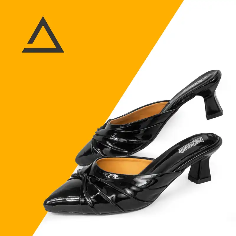 صندل زنانه چرم آراهمراه مدل ARASA04