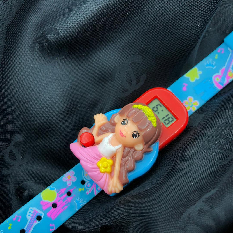 ساعت مچی دیجیتال دخترانه مدل ar-99-ab ساعت مچی دیجیتال دخترانه مدل ar-99-ab