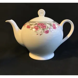 قوری چینی زرین ایران مدل اران درجه 2