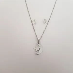 نیم ست زنانه مدل ماه و ستاره