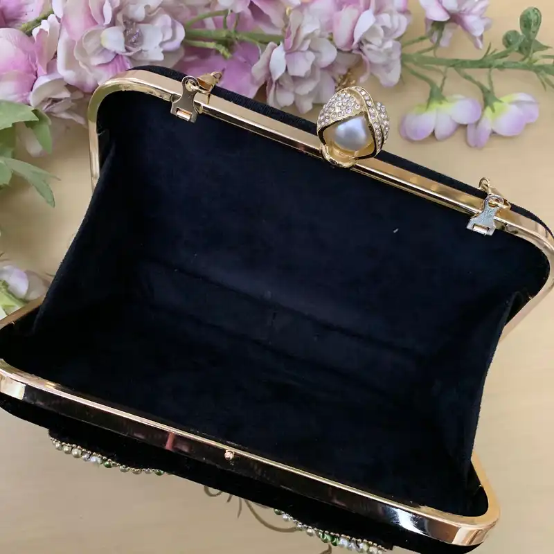 کیف مجلسی زنانه مدل پاپیون