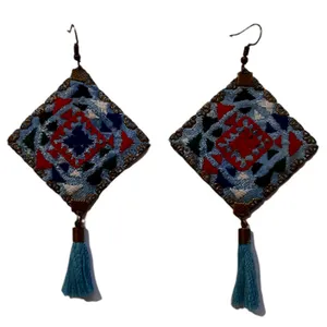 گوشواره سوزن دوزی کد B82