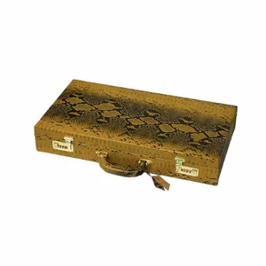 کیف شطرنج مدل  چرم طرح پوست ماری