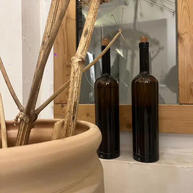 بطری شیشه ای مدل ساده