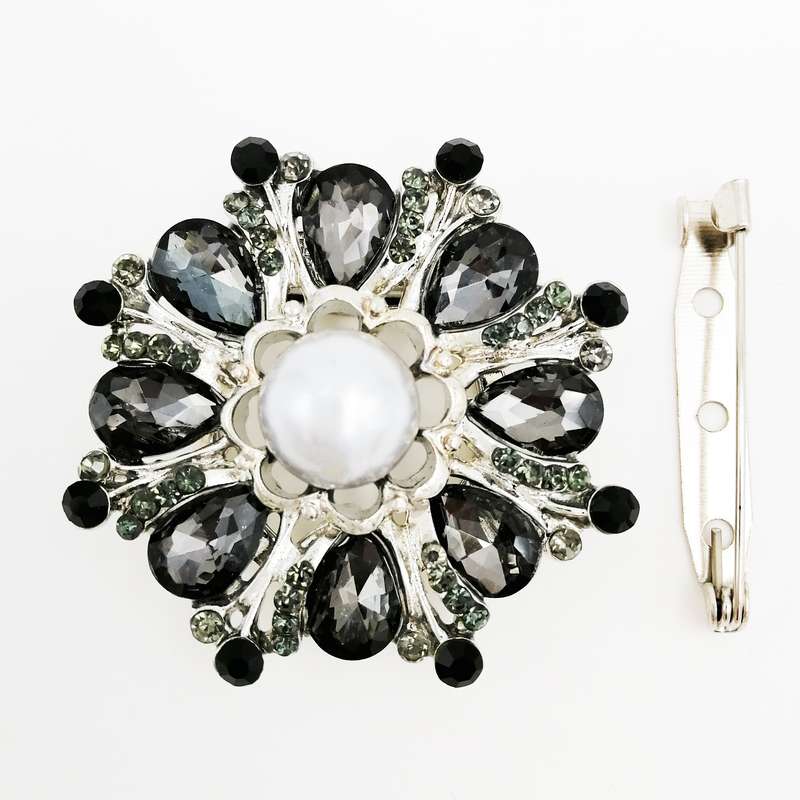 ست گیره روسری و سنجاق سینه زنانه مدل گل کد ja300