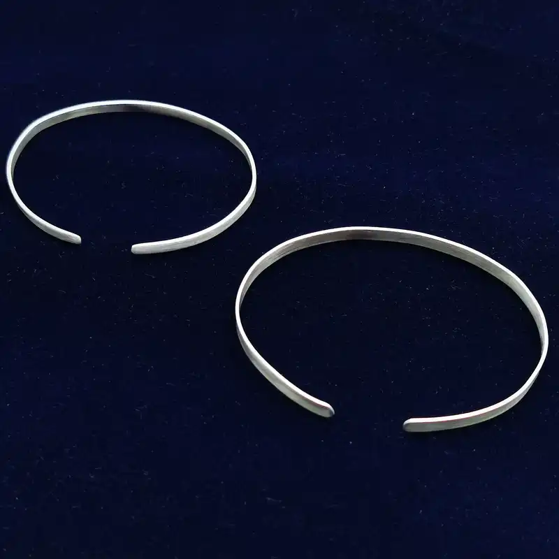 دستبند نقره مدل تاو S01 مجموعه 2 عددی