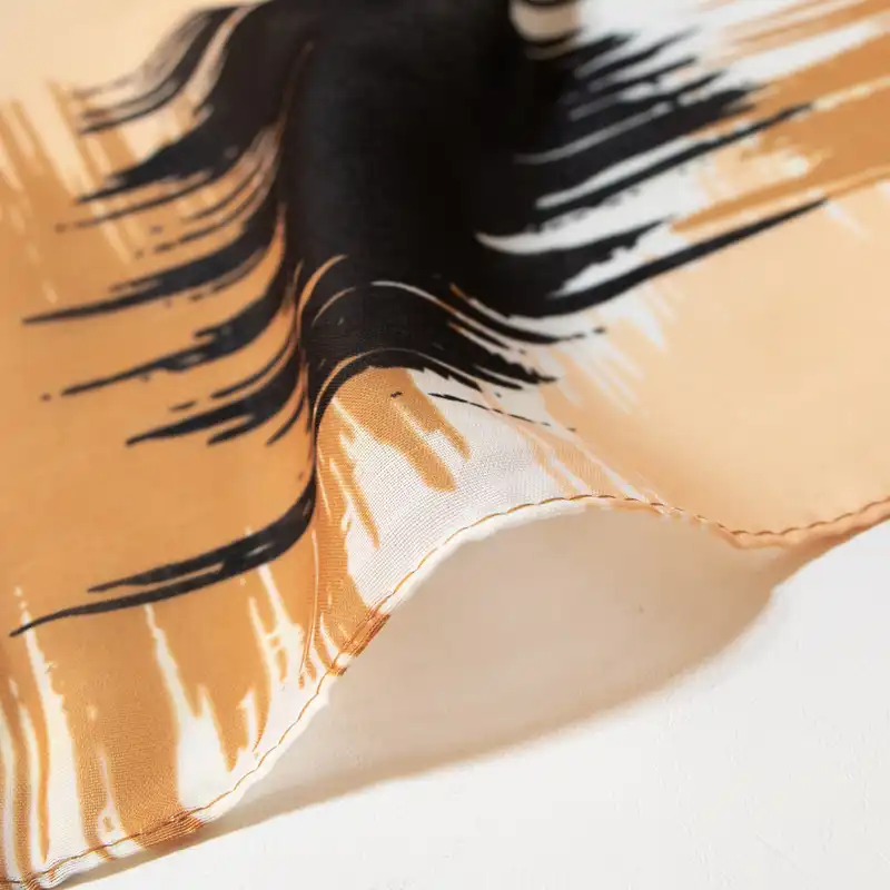 شال زنانه مدل نخی مزونی برگ جدید کد aa-1875