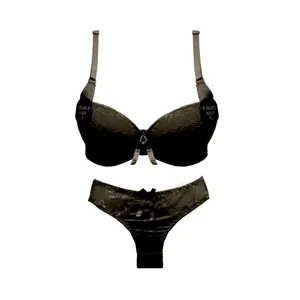 ست شورت و سوتین زنانه مدل اسفنجی جکدار HAN11