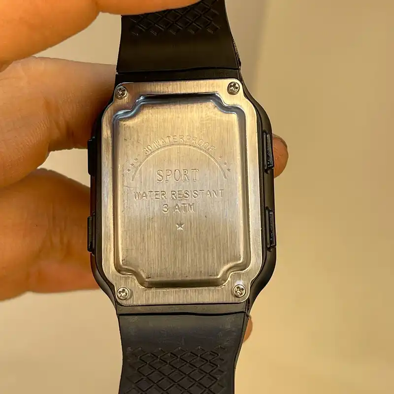 ساعت مچی دیجیتال مدل فضانورد