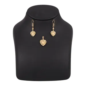 نیم ست طلا 18 عیار زنانه کد G827