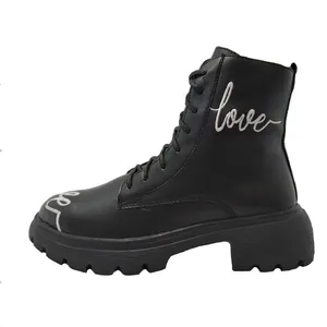بوت زنانه مدل Love 20003456