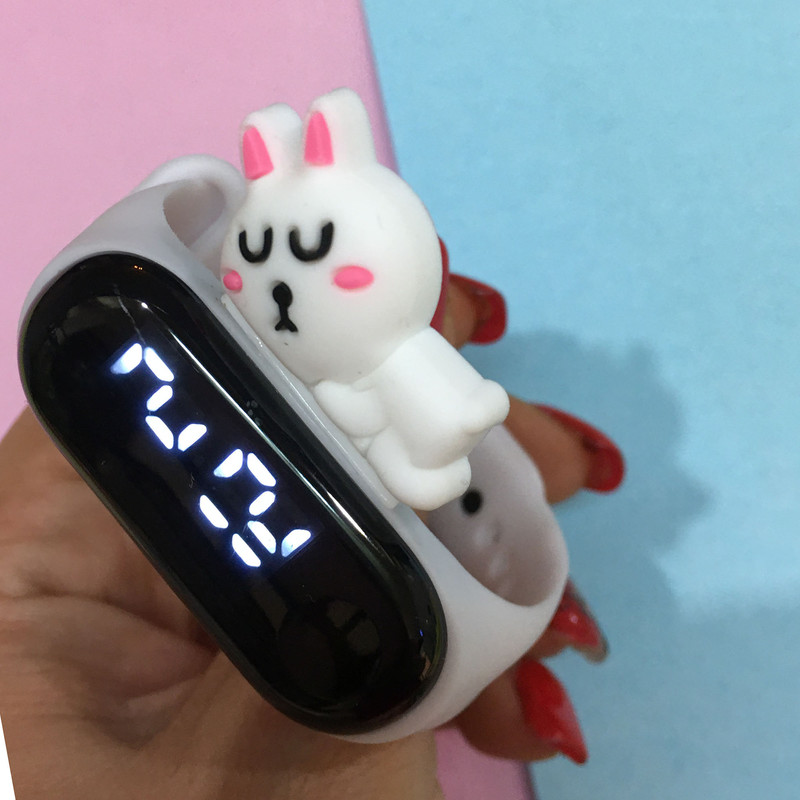 ساعت مچی دیجیتال بچگانه مدل ضد اب سیلیکونی طرح خرگوش کد BB-WI ساعت مچی دیجیتال بچگانه مدل ضد اب سیلیکونی طرح خرگوش کد BB-WI