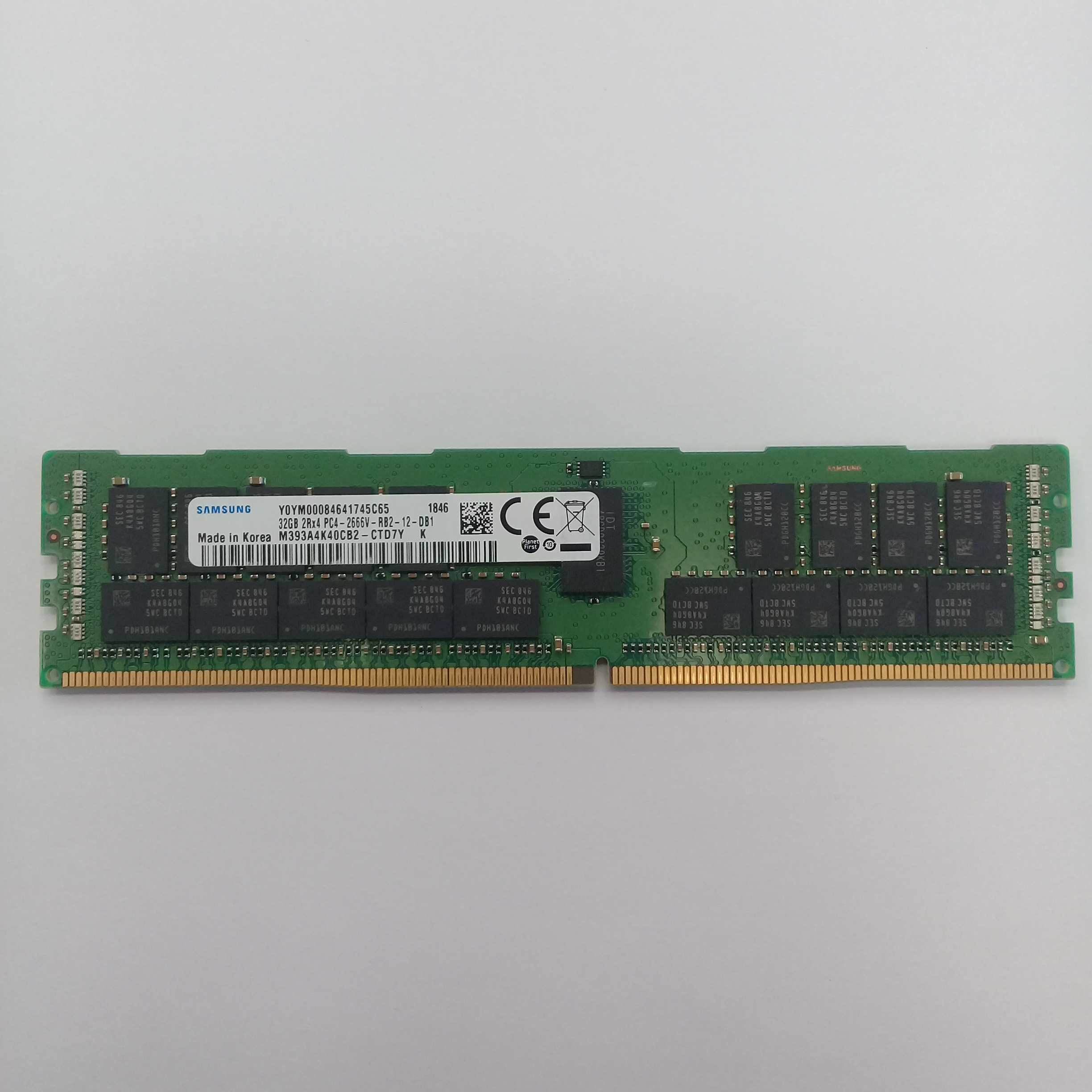 رم سرور   2666 مگاهرتز CL19 DDR4 سامسونگ مدل M393A4K40CB2-CTD ظرفیت 32 گیگابایت