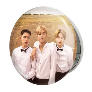 آینه جیبی خندالو طرح گروه اکسو EXO مدل تاشو کد 13639 
