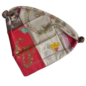 روسری زنانه گوچی مدل مینی ابریشم توییل فانتزی عروسکی کد 17