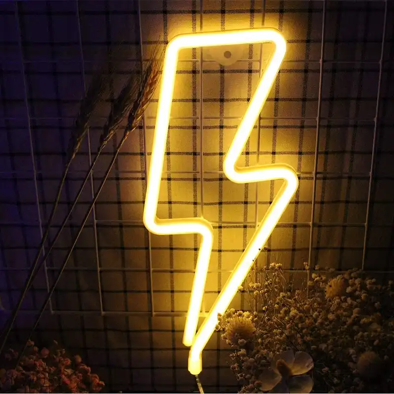 چراغ نئونی دیواری طرح صاعقه