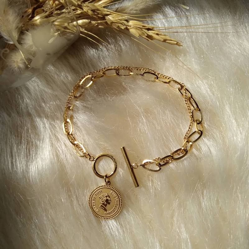 دستبند زنانه مدل الیزابت قفل تی