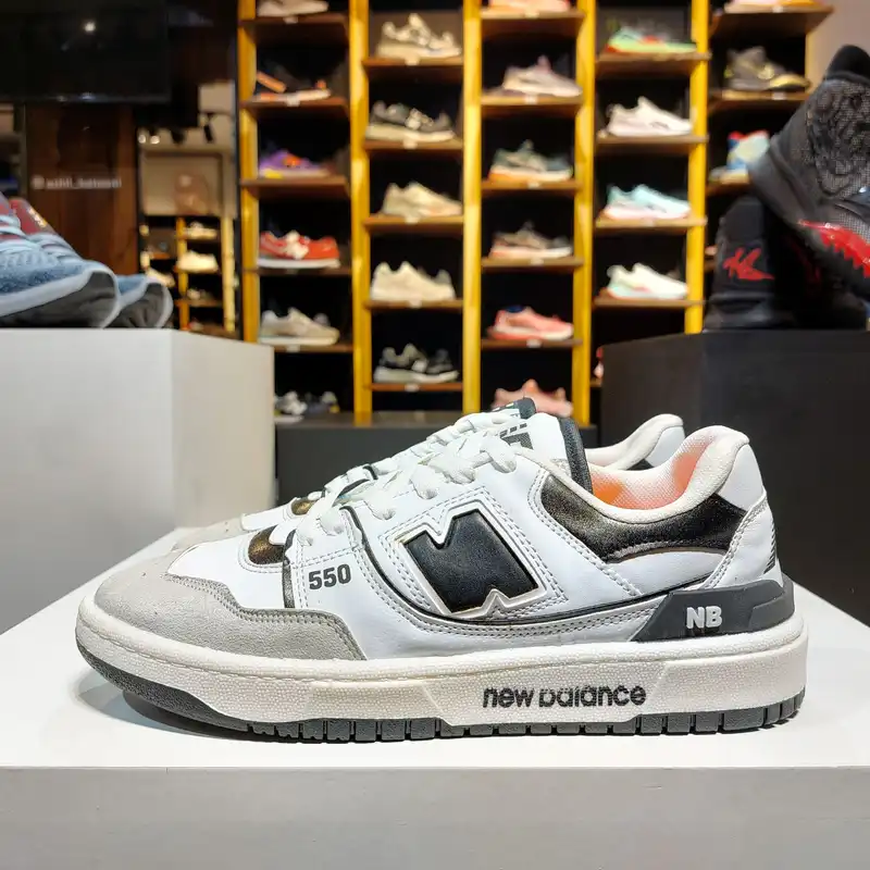 کفش پیاده روی مدل N550 whbk-127003005