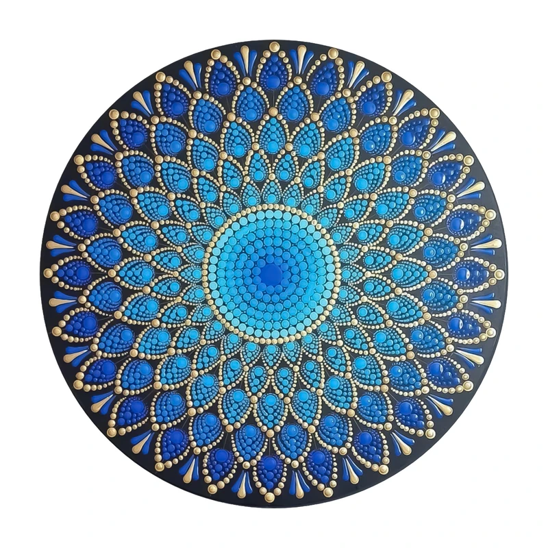 بشقاب دیوارکوب سفالی طرح نقطه کوبی مدل GHASEDAK