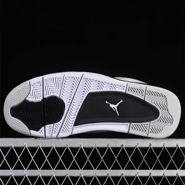 کفش بسکتبال مدل Military B