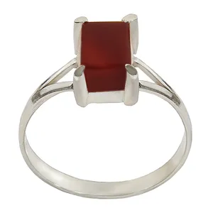 انگشتر نقره زنانه بازرگانی میلادی مدل سنگ عقیق یمنی رکاب سیلندری کد AW_080