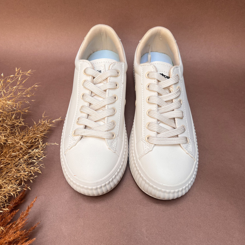 کفش روزمره زنانه مدل موگه 4