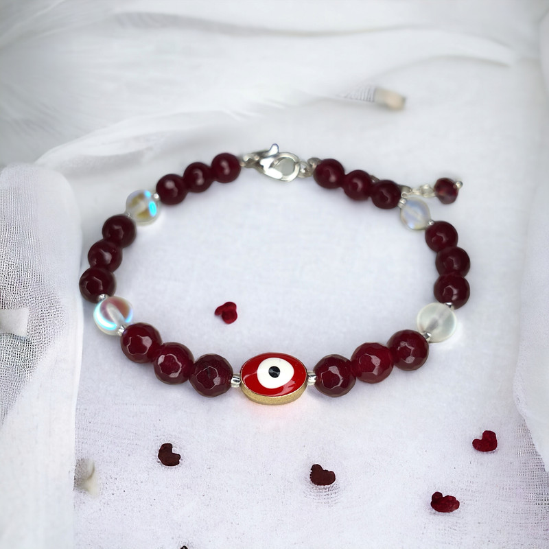 دستبند زنانه مدل ماهرو سنگ جید و چشم زخم دستبند زنانه مدل ماهرو سنگ جید و چشم زخم