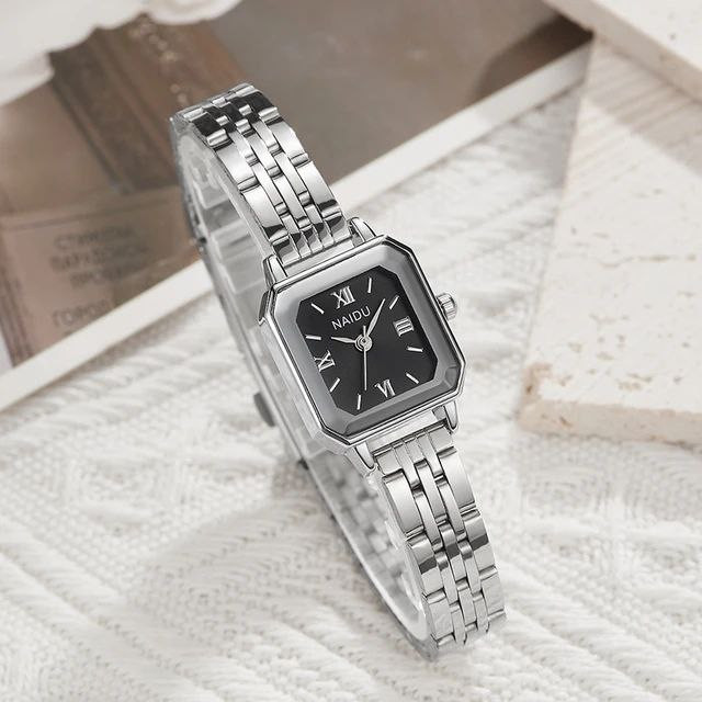 ساعت مچی عقربه ای زنانه مدل کلاسیک m