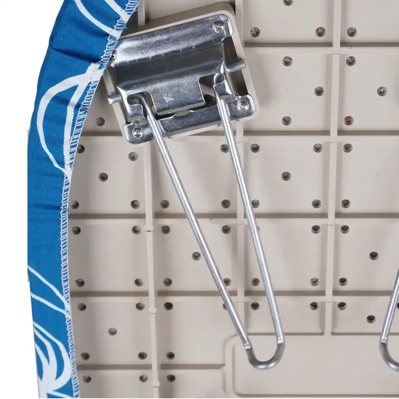 میز اتو پرشیا مدل نشسته