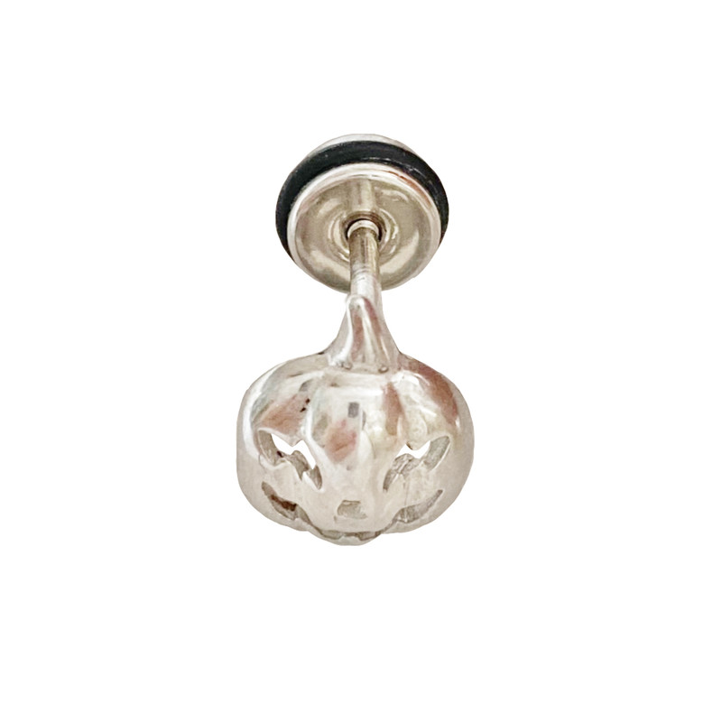 پیرسینگ گوش مدل هالووین کدوتنبل