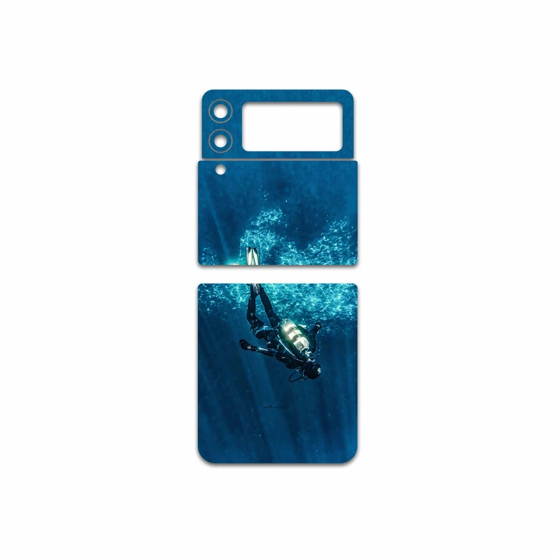برچسب پوششی ماهوت مدل Scuba-Diving مناسب برای گوشی موبایل سامسونگ Galaxy Z Flip3 5G