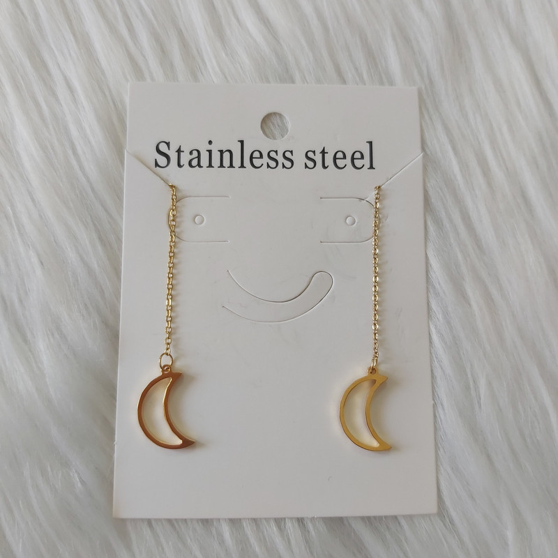 گوشواره زنانه مدل بخیه طرح ماه کد moo111