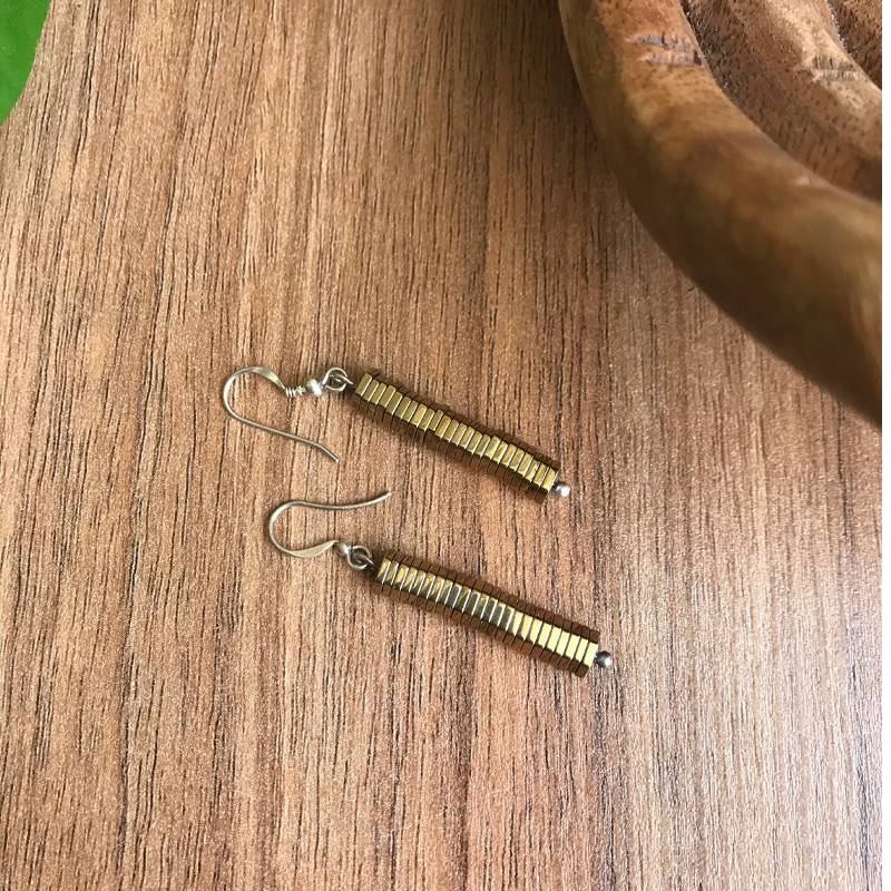 گوشواره نقره زنانه مدل معشوق گوشواره نقره زنانه مدل معشوق