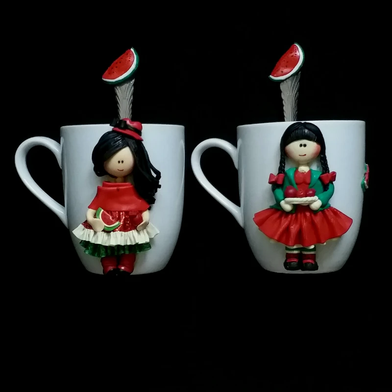 ماگ سرامیکی مدل شب یلدا کد L644  به همراه قاشق مجموعه 2 عددی