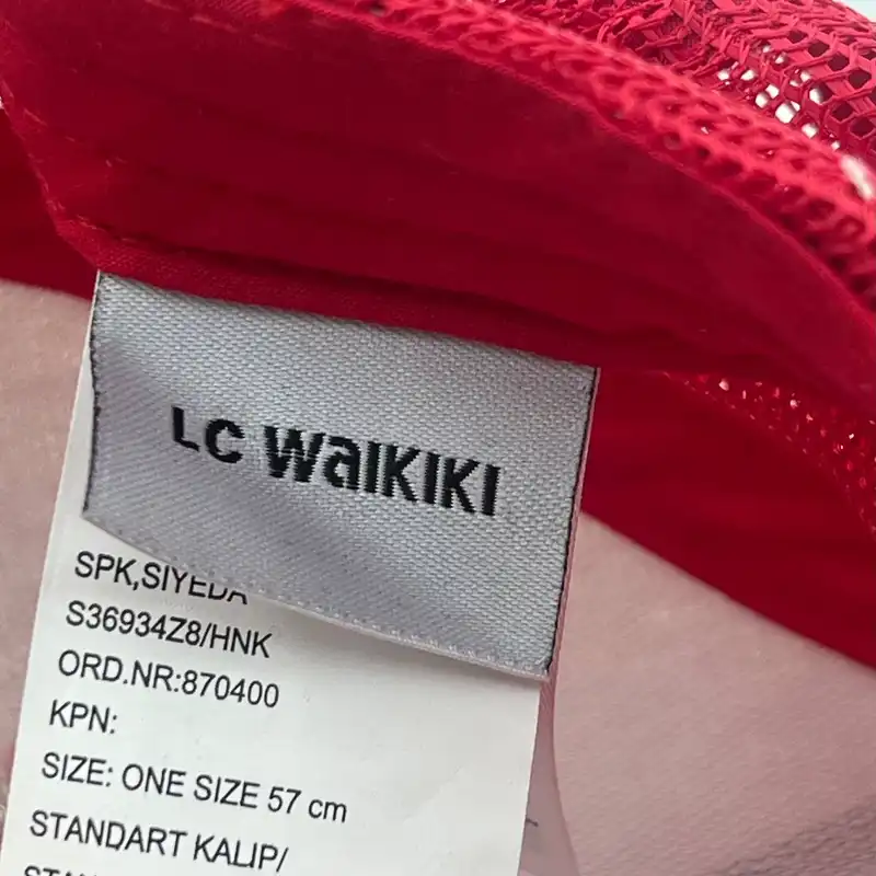 کلاه کپ زنانه ال سی وایکیکی مدل ONLY YOU