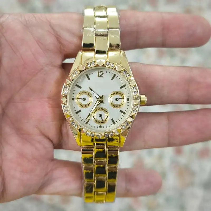 ساعت مچی عقربه ای زنانه مدل کلاسیک تک موتوره بند فلزی کد 1