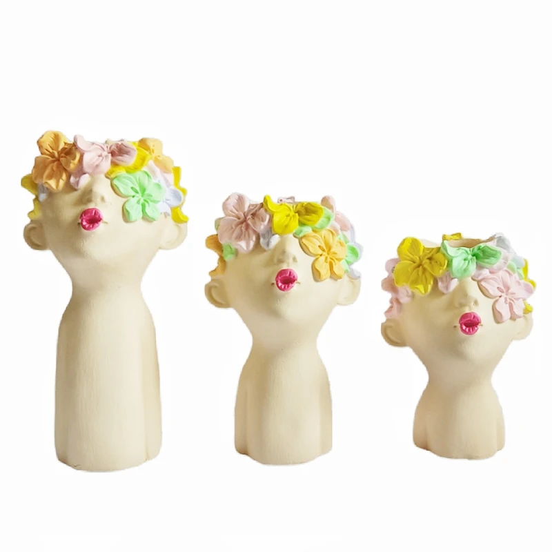 گلدان دکوری مدل دختر گل به سر کد 110 مجموعه 3 عددی