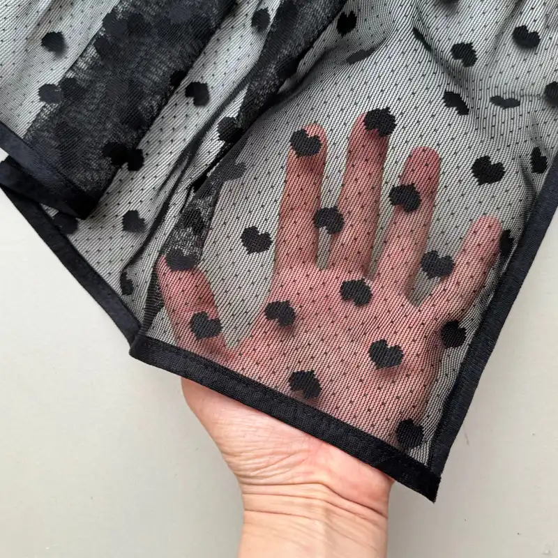 شال زنانه مدل توری مجلسی مهمانی قلب قلبی