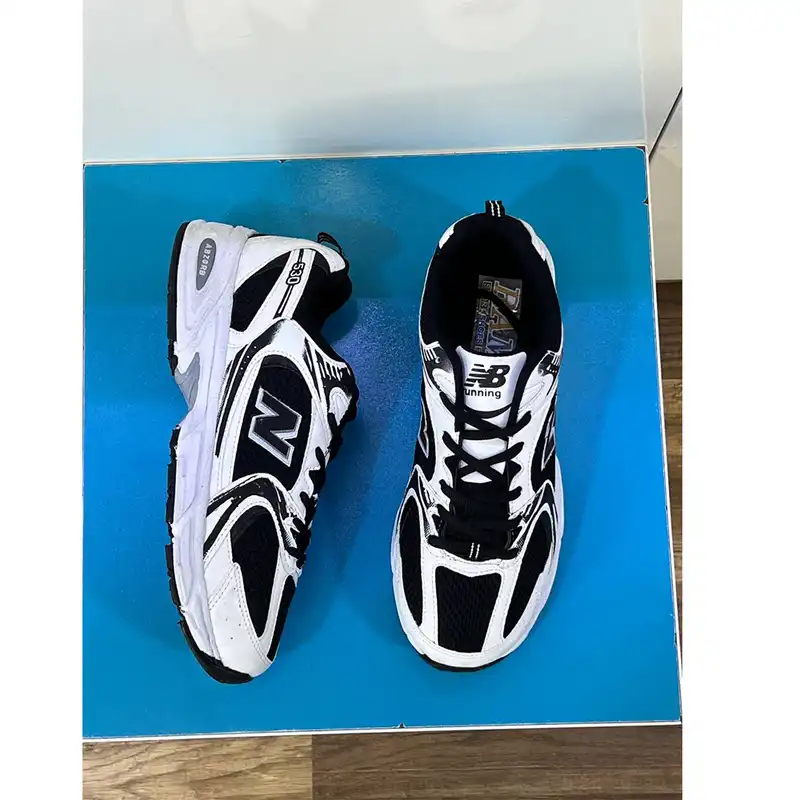 کفش ورزشی مردانه مدل W