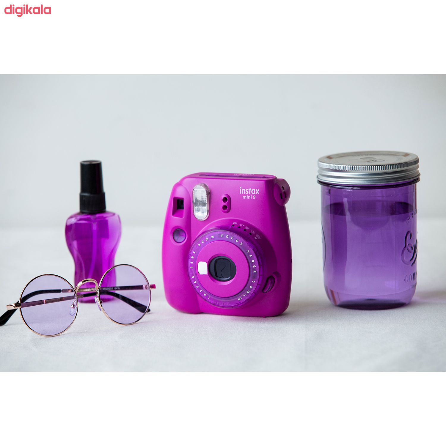 دوربین عکاسی چاپ سریع فوجی فیلم مدل Instax Mini 9 Clear به همراه یک بسته فیلم مدل Despicable Me بسته ۱۰ عددی main 1 43