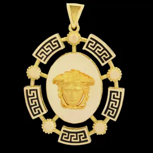 آویز گردنبند طلا 18 عیار زنانه طلای مستجابی مدل آوا کد V2