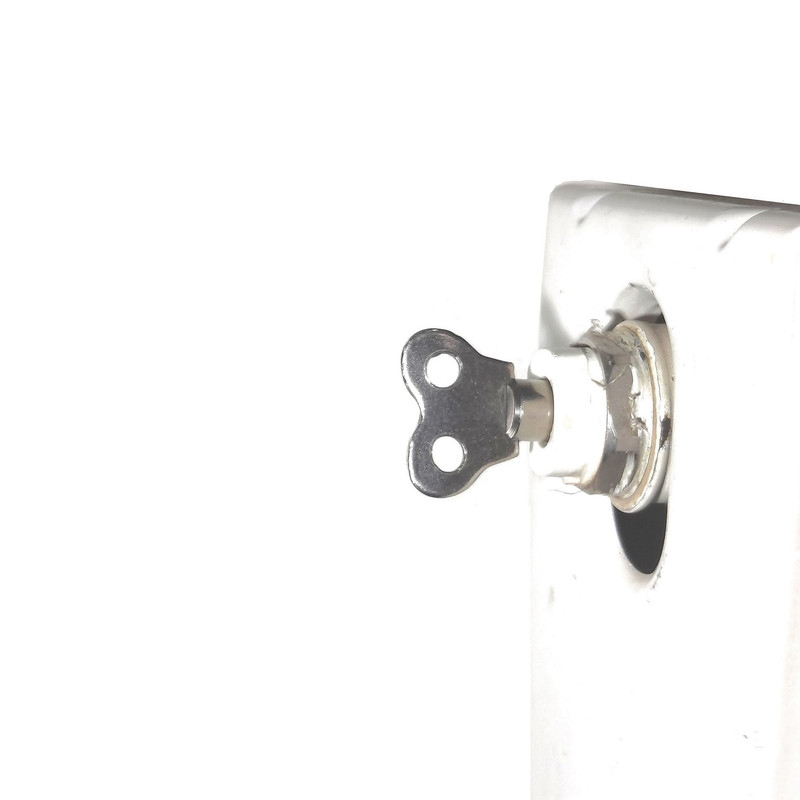 آچار هواگیر رادیاتور مدل فلزی 5