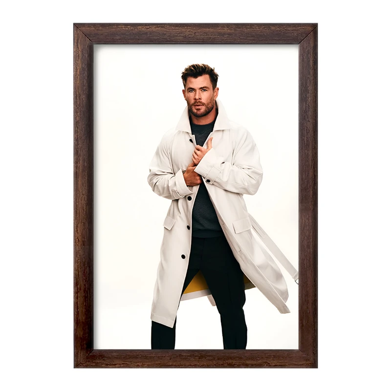 تابلو خندالو طرح کریس همسورث (Chris Hemsworth) کد F7447