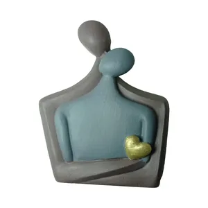 مجسمه مدل عاشقانه