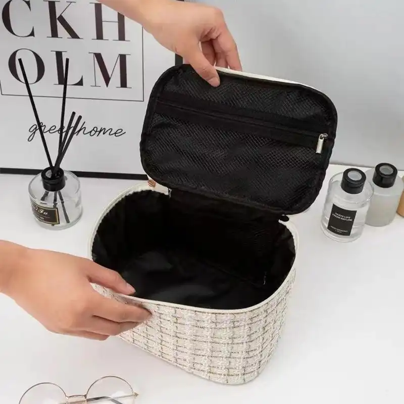 کیف لوازم آرایش زنانه مدل PA-78