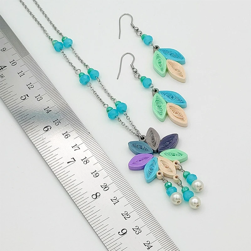 عکس شماره 5 : نیم ست زنانه مدل گل دست ساز