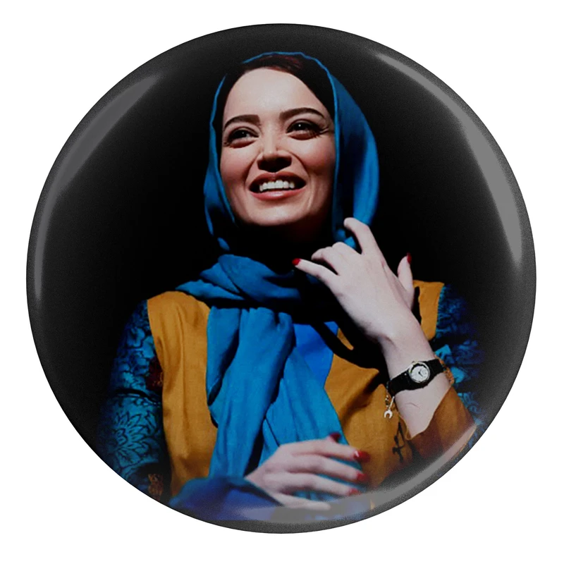 مگنت طرح بهنوش طباطبایی مدل S8386